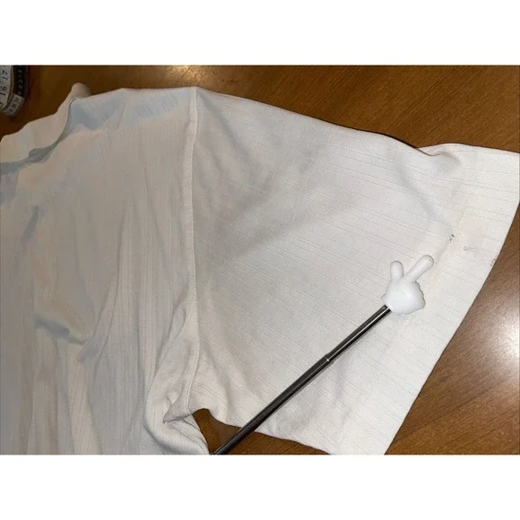 Tiger Woods Polo Shirt Men XL Ivory Metal Logo Golf - Picture 6 of 6